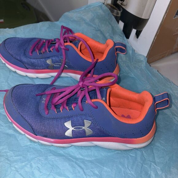 Under Armour UA GS Assert 8 Sneaker Blue Youth Size 6Y/7.5 Ladies - Picture 1 of 11
